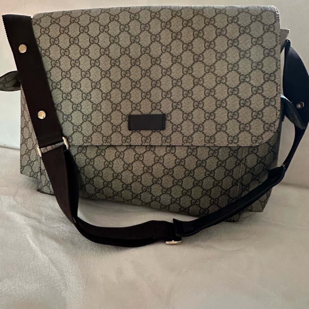 Authentic Gucci Supreme Baby Diaper Bag Like New!!